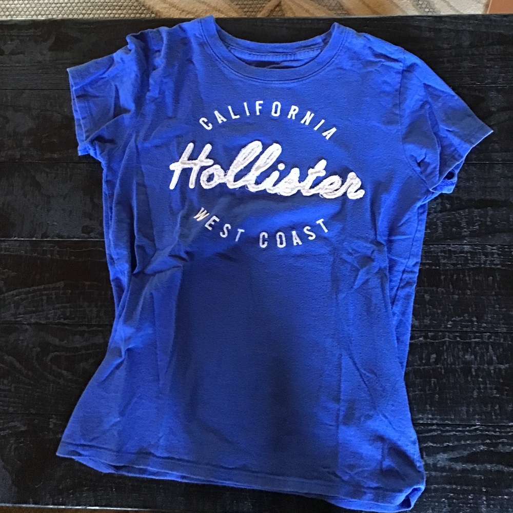 Graphic tee